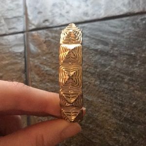 Kendra Scott Jewelry - Kendra scot bangle gold Kendra Scott Jewelry - Kendra scot bangle gold